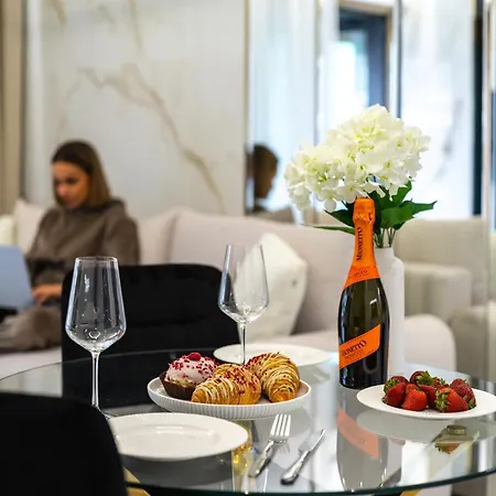Golden - Luxury - Mennica Residence#189 Apartman